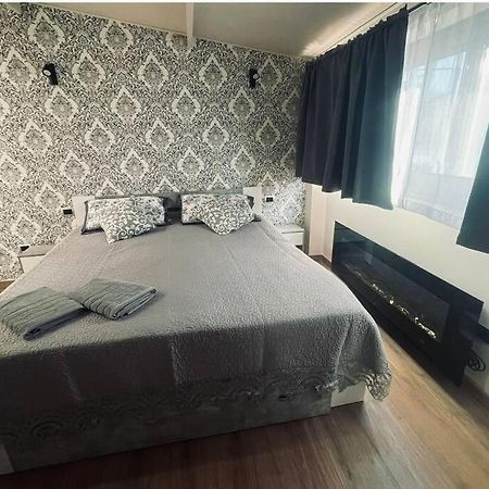Suites Grey In Centro Randazzo Esterno foto